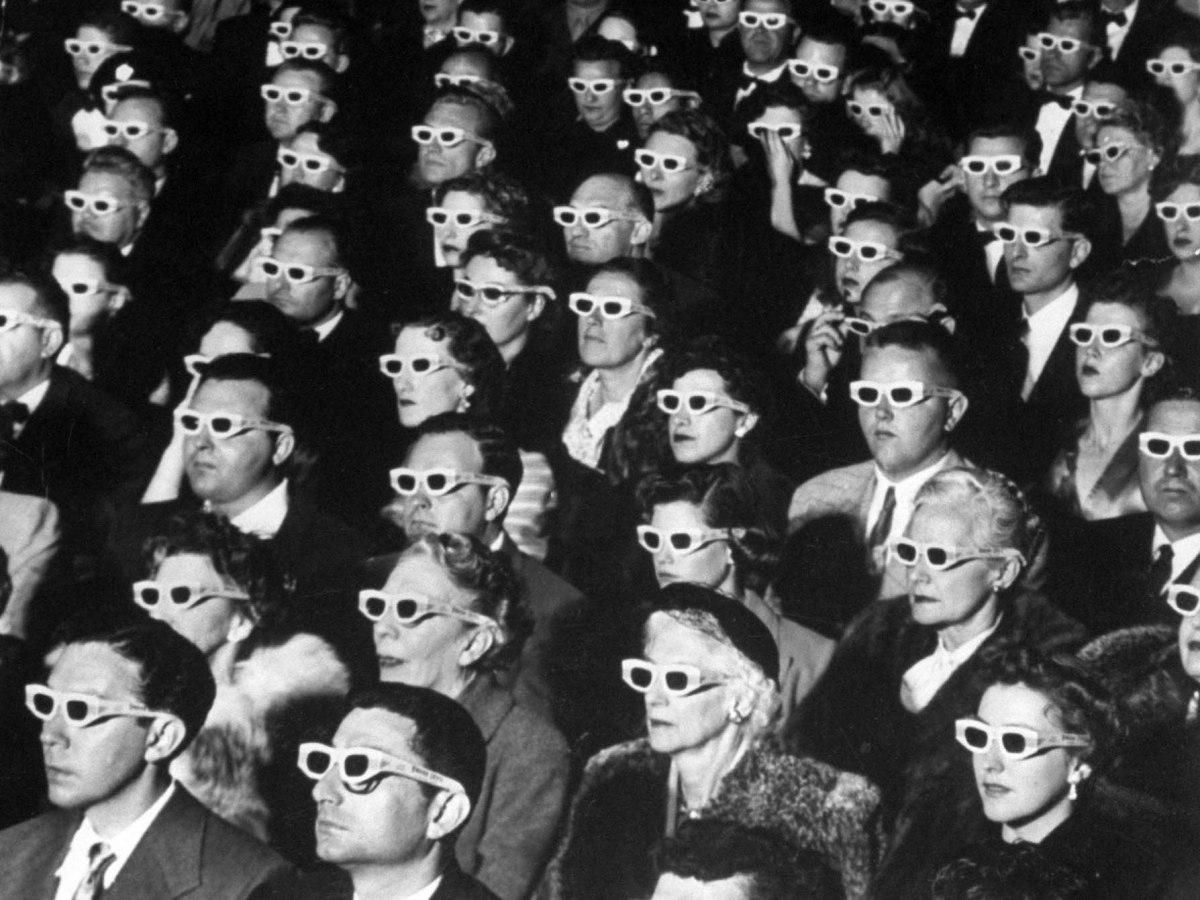 Week in Review:  Meta reveals its Oakley smart glasses